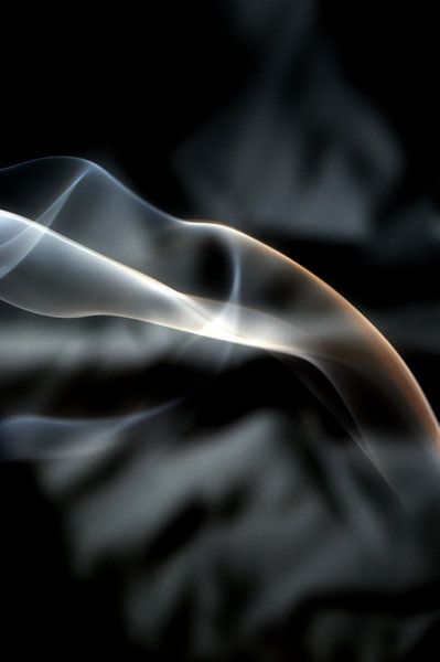 Smoke art 3 von Brian Raggatt