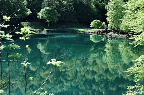 Het verborgen meer van de Ariege Pyreneeën