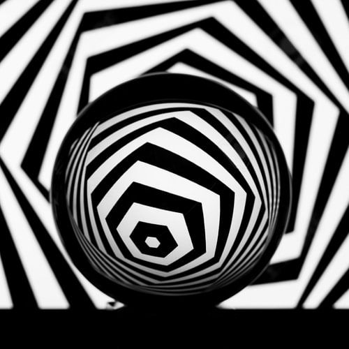 Sphère avec noir & Fond blanc