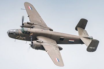 North American B-25 Mitchell der Royal Air Force von KC Photography