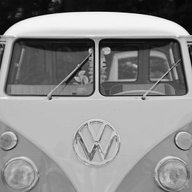 hippie vw van retro vintage von Hansi Corstjens