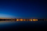 Hafen bei Nacht in Lübeck