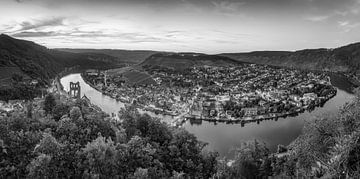 Traben-Trarbach sur la Moselle en noir et blanc