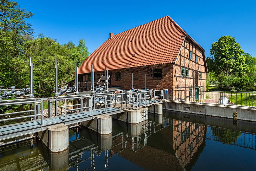 Die historische Wassermühle in Kuchelmiß von Rico Ködder