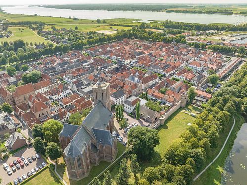 Elburg oude ommuurde stad gezien van bovenaf