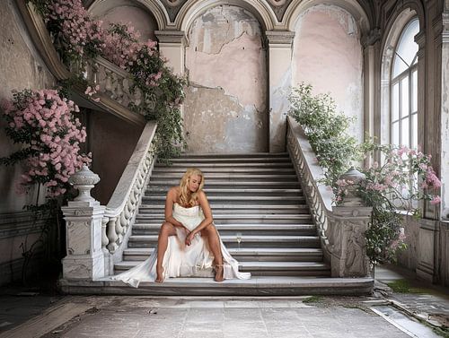 Verlassene Braut auf Treppe – Nachdenkliche Stille