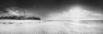 Vuurtoren op het strand van Sanibel Island in Florida. van Manfred Voss, Schwarz-weiss Fotografie