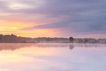 Sonnenaufgang Terhorsterzand (Drenthe- Niederlande) von Marcel Kerdijk