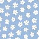 Blauwe bloemen print - minimalistisch modern madelief van Studio Hinte thumbnail