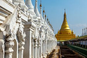 Die Goldenen Pagoden von Mandalay
