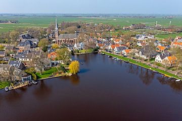 Luchtfoto van het dorp Broek in Waterland in Nederland van Eye on You