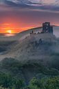 Sunrise Corfe Castle, Dorset, England von Henk Meijer Photography Miniaturansicht