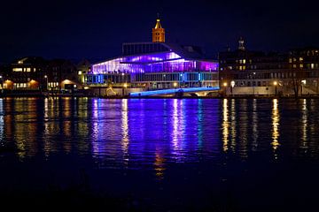 Venlo | Avondopname van het hoogwater in de Maas van Jos Saris