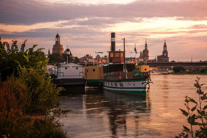 Dresden in de avond van Sergej Nickel
