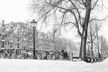 Winter in Amsterdam by Suzan Baars