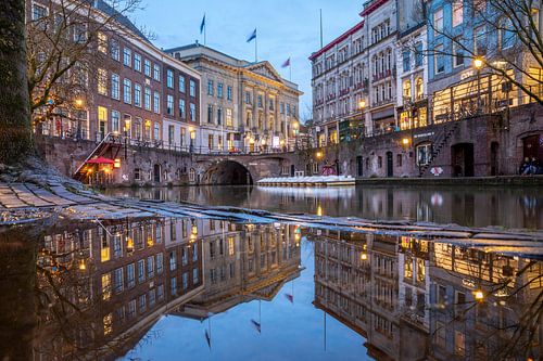 Avondsfeer langs de Oudegracht, Utrecht