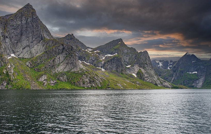 Lofoten mountain range by Kai Müller