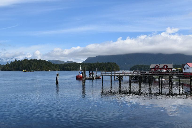 The port in summer by Claude Laprise