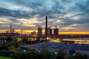 Industrie  in Duisburg zons ondergang