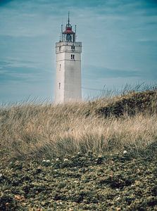 De vuurtoren op de heuvel.