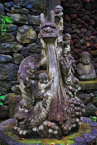 Statue de dragon chinois avec enfants Madeira par Dorothy Berry-Lound