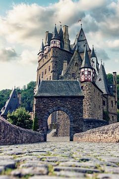 Burg Eltz van Manjik Pictures
