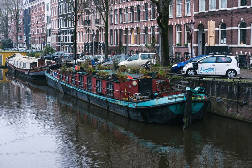 House boat Amsterdam by Luis Emilio Villegas Amador