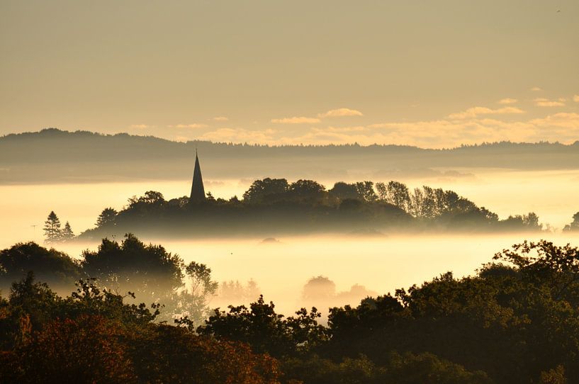 St. Magdalena Kirche im Nebel, Vilmnitz, Putbus, Rügen von GH Foto & Artdesign
