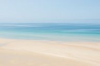 Abstract photo of beach and sea by Patrick Verhoef thumbnail