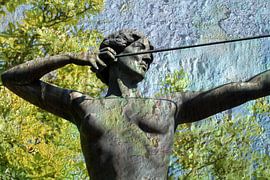 BERLIJN Sculptuur - de vechter van Bernd Hoyen