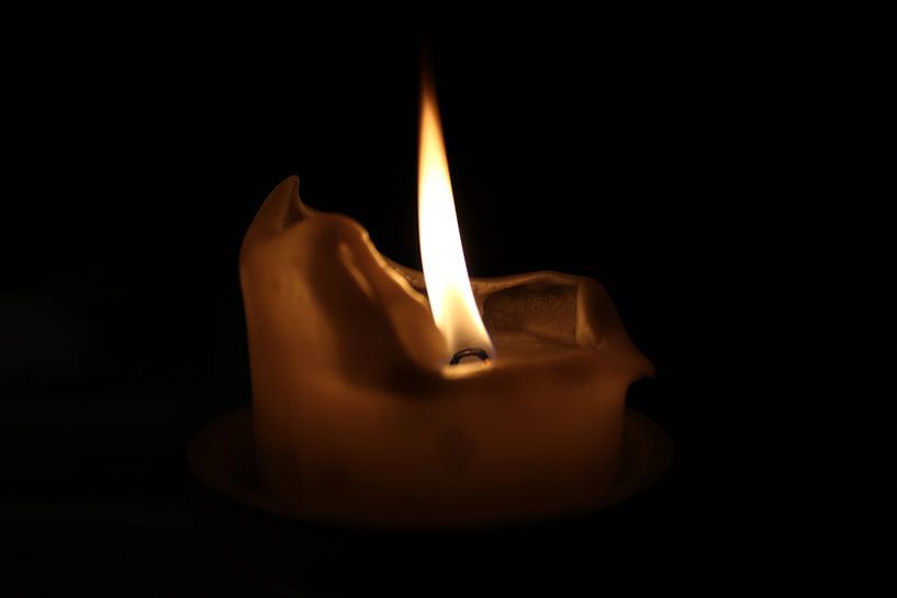 Flamme pour l'atmosphère  par Rhya Kolstein