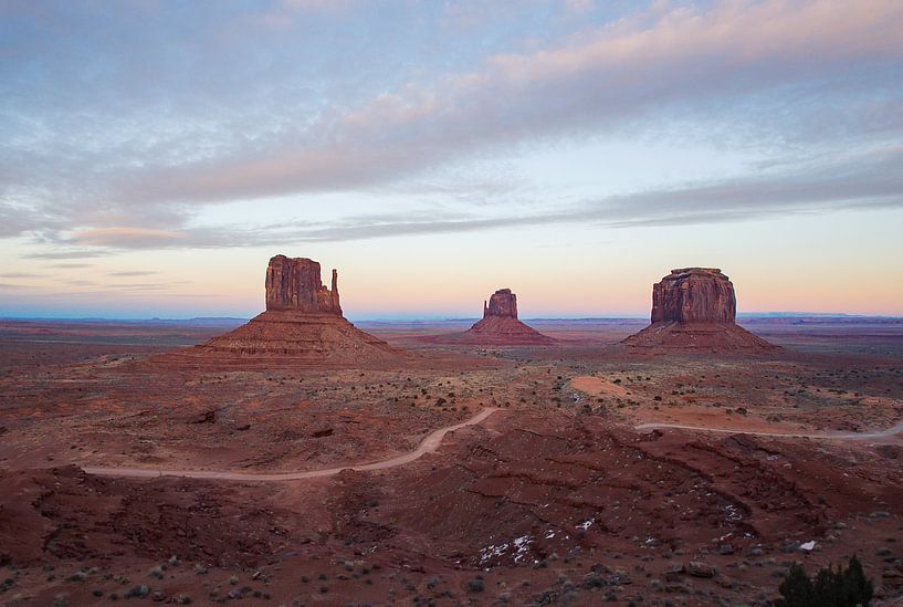 Betoverend Kleurenspel in Monument Valley van Discover Dutch Nature