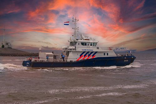 RV 180 uit Harlingen schip van de Marechaussee