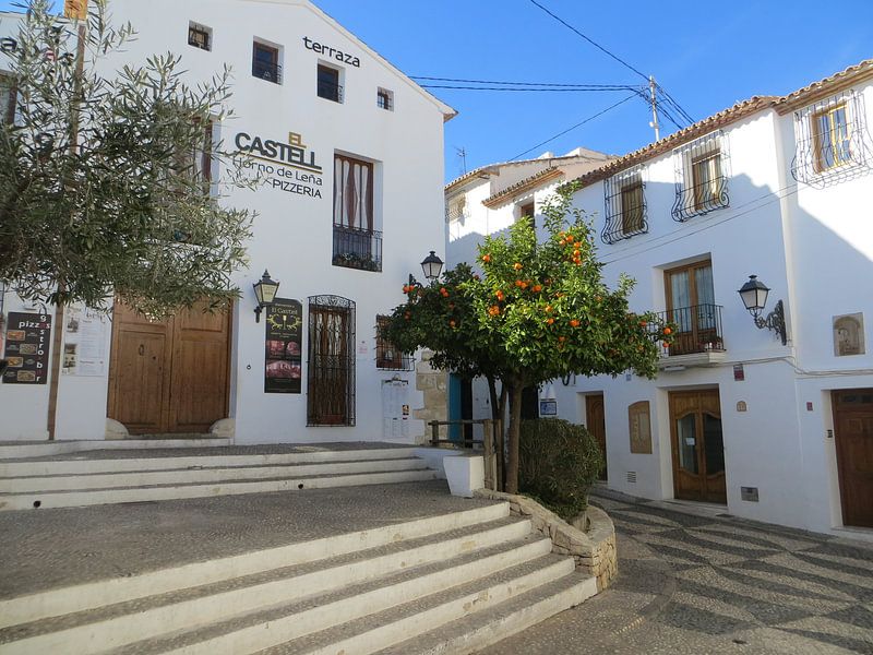 Middeleeuws Altea in ochtend by Elly Meijer - Willemsen