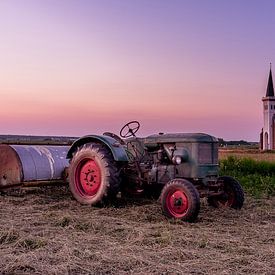 Oldtimer tractor Deutz by Rene du Chatenier