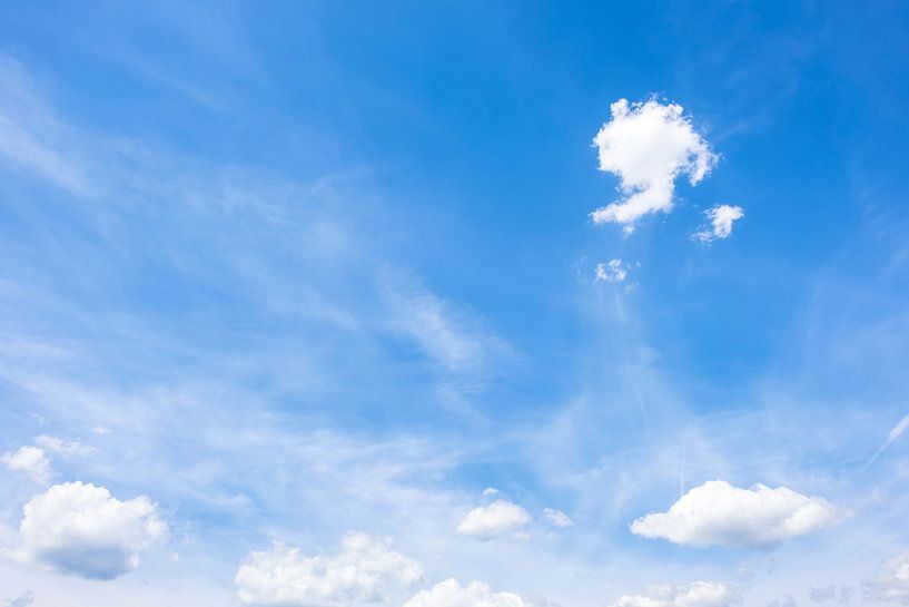 Sky with clouds by Günter Albers
