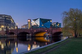 Cube Berlin Central Station by Heiko Lehmann