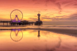 Scheveninger Pier und Riesenrad nach Sonnenuntergang von Rob Kints