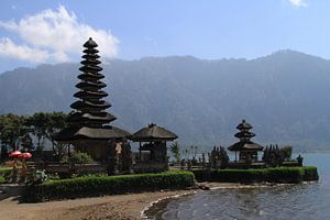 Temple d'eau Pura Ulun Danu Bratan à Bali