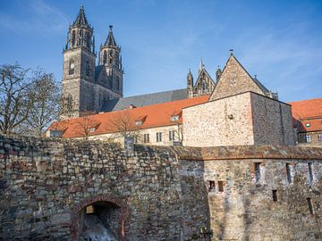 Magdebourg - Bastion Gebhardt (Cleve) et cathédrale de Magdebourg sur t.ART