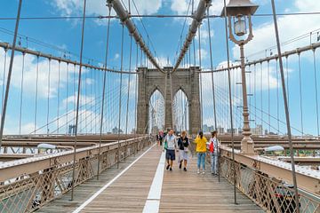 Brooklyn Bridge in New York van Ivo de Rooij