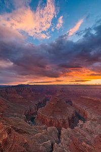 Sonnenuntergang am Tatahatso Point, Arizona