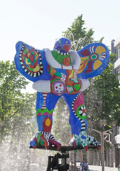 Lifesaver, Brunnenskulptur von Niki de Saint Phalle und Jean Tinguely, Duisburg, Ruhrgebiet, Nordrhe von Torsten Krüger