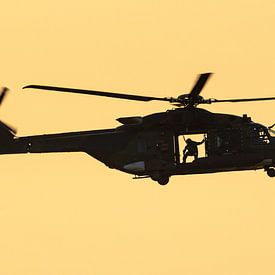 NH90 tijdens zonsondergang van KC Photography