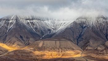 Mountains near Longyearbyen