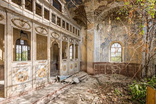 Verlaten kerk in Oost-Europa