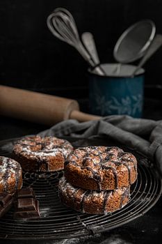 cakes with chocolate decoration