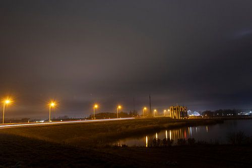 De sluis van Enkhuizen by night