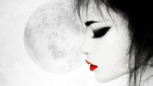 Frau mit roten Lippen vor Vollmond