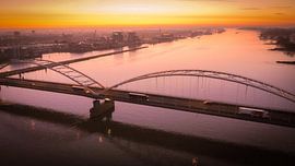 Merwedebrug Gorinchem au lever du soleil - Décoration murale sur PEEQ.